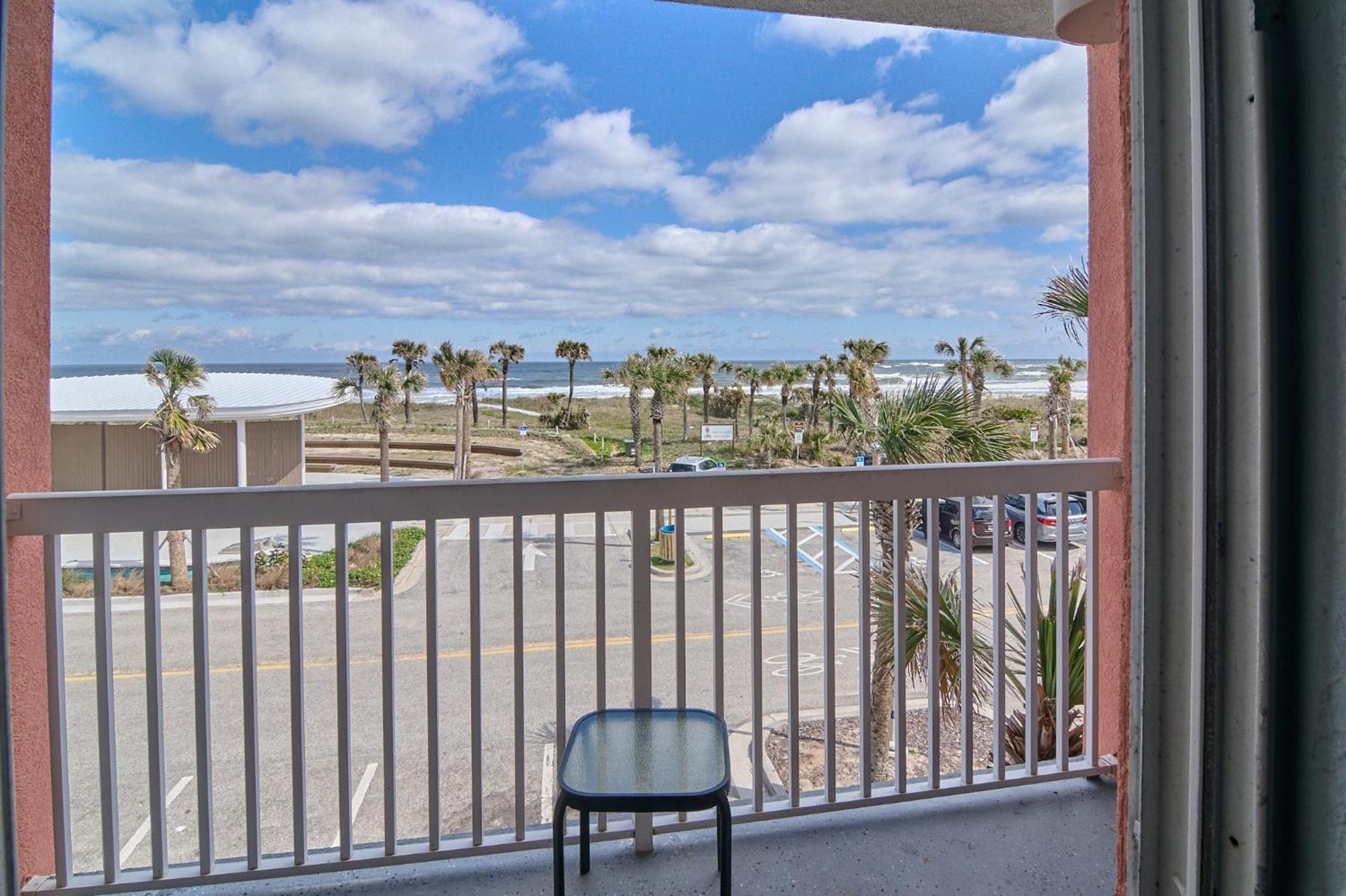 Hotel Oceanview -